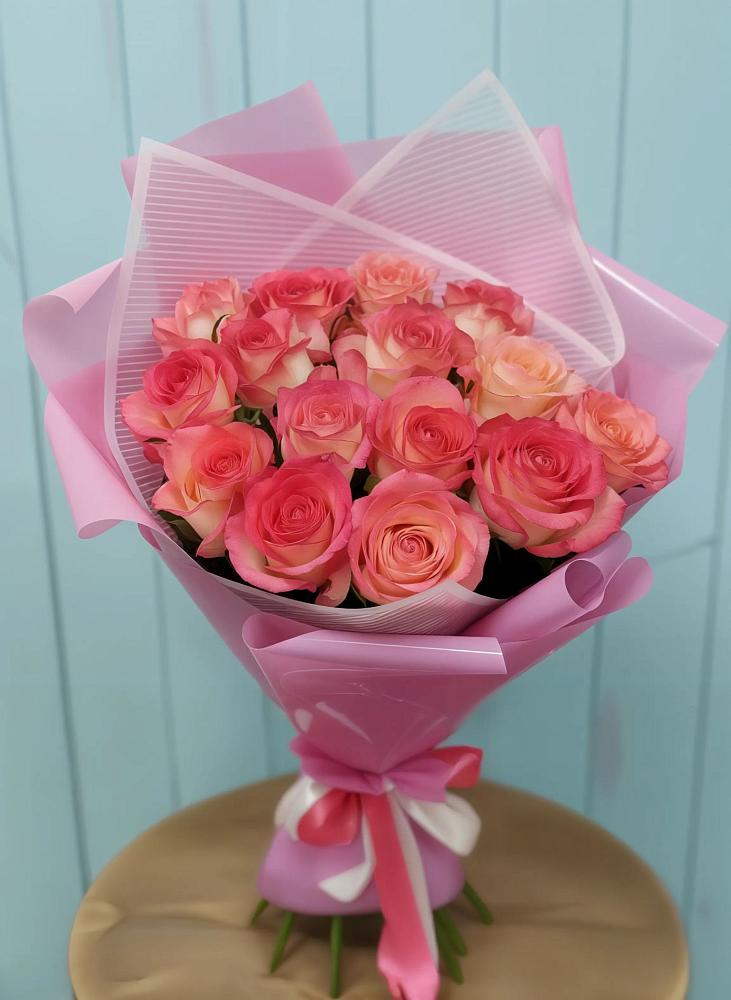 Букет 15 Розовых роз Равель в Мухтолово