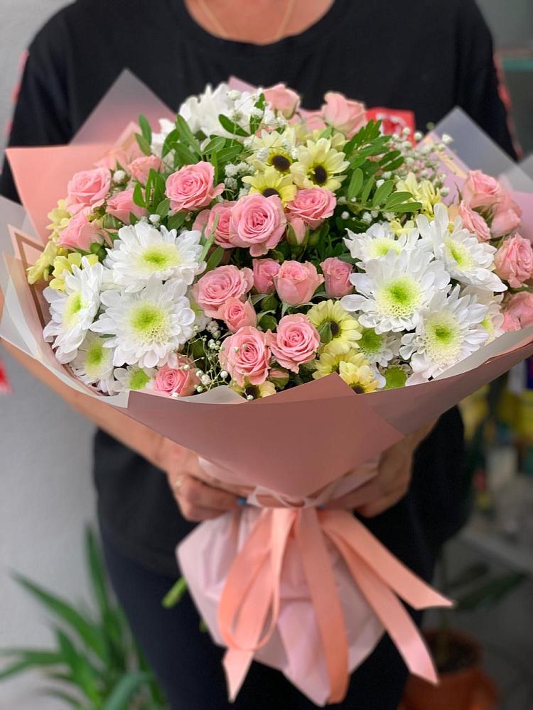 Букет цветов из: Розы и Хризантемы в Мухтолово