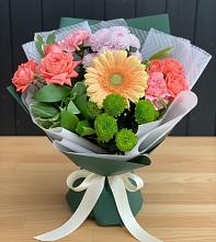 Букет цветов из:  Гвоздики, Розы, Герберы и Хризантемы #REPLACE_PRED# Мухтолово