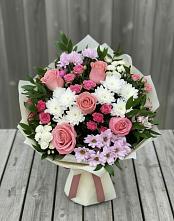 Букет цветов из:  Альстромерии, Гвоздики, Розы и Хризантемы в Мухтолово