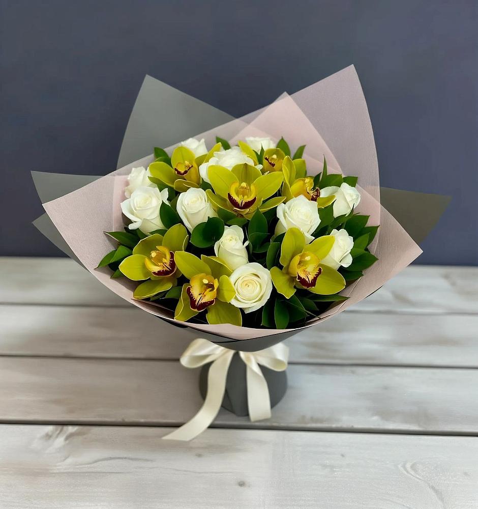 Букет цветов из: Орхидеи и Розы в Мухтолово