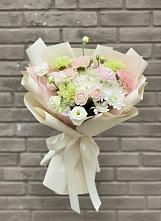 Букет цветов из:  Гвоздики, Розы, Лизиантусы и Хризантемы в Мухтолово