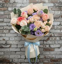Букет цветов из:  Розы, Лизиантусы и Гвоздики в Мухтолово